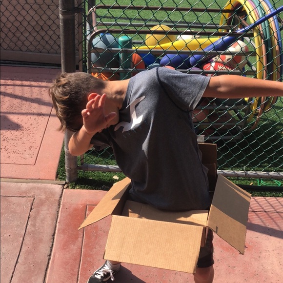 Meet your Posher, Gwen - Picture 1 of 1